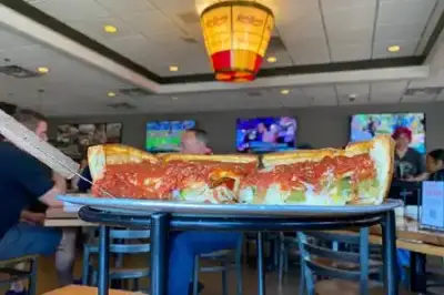 Indulge in Chicago's Food Scene